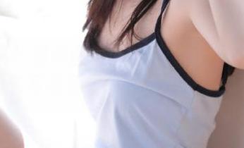 微密圈 – 超高画质！脸红Dearie的纯白全套写真原图，尽在这里等你来