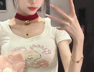 花漾show – 尤妮丝egg全套比基尼写真，捕捉每一个诱人夏日的欢愉瞬间