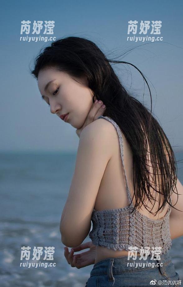 花漾show-赵惟依coco 花漾show - 重温赵惟依coco空姐魅力,精挑细选的写真合集与套图讲述她的故事