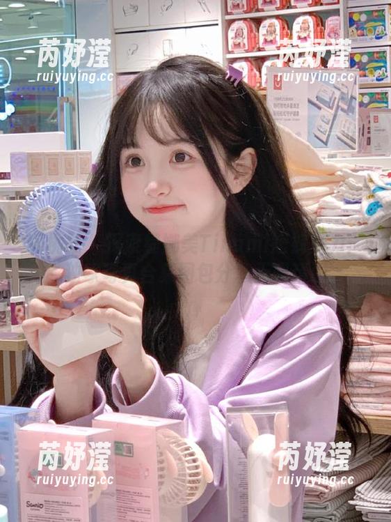 蜜桃社 - 探索缇娜美Tinami短裤魅力：独家写真合集图包分享无限精彩