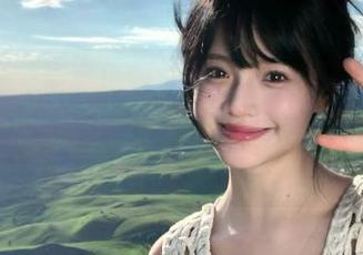 袜啵啵 – 精选小淳泳装写真合集，每一幅作品都带你领略海滨度假的无限乐趣与魅力！