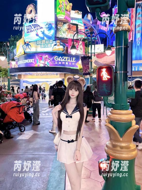 袜啵啵-甜甜圈 袜啵啵 - 解锁甜甜圈的油亮肉丝(花絮版)图册,免费获取精彩瞬间!