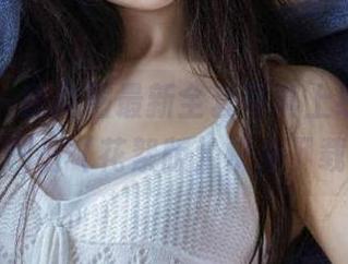 袜啵啵 – 甜甜圈最新全套写真上线，奶油泡芙剧情（花絮版）快来下载吧！