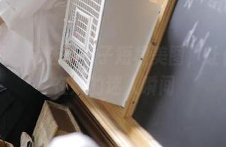 语画界 – 精选奈沐子短裙美图，让你沉醉在她的迷人瞬间