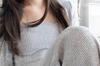 免费来看迷之呆梨春日少女写真，美图记录下每一个令人心动的瞬间！
