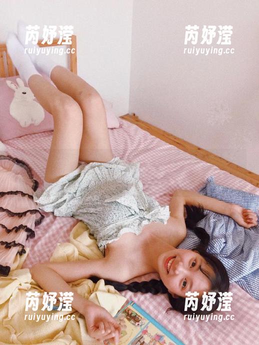 微密圈 - 探索铁锤姐姐的体操服写真世界：每一张图片都散发着活力与美感