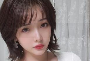 雯妹不讲道理的高清网纱JK图包，带你领略不一样的视觉盛宴