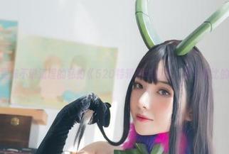 细致品味雯妹不讲道理的私拍《520特辑豪华版》，无与伦比的爱心套图