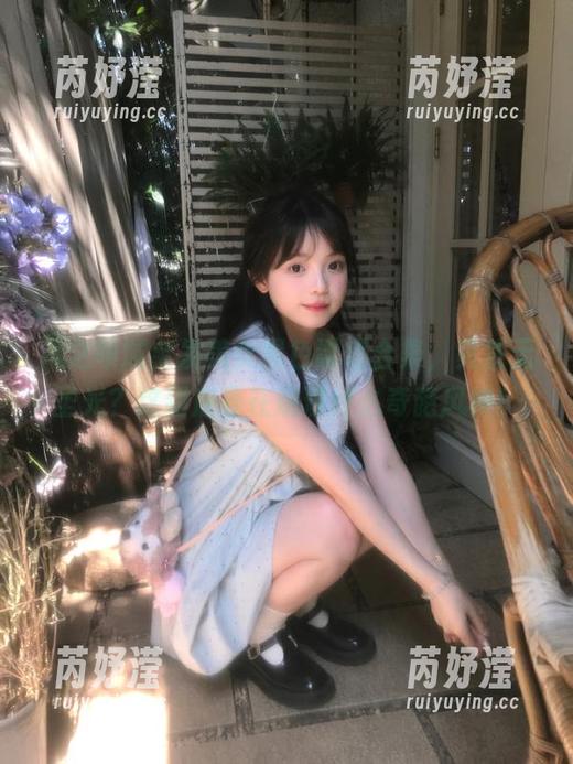 风之领域金发美女黑色诱惑合集，竟然无圣光？这到底是在展现什么奇葩风格！