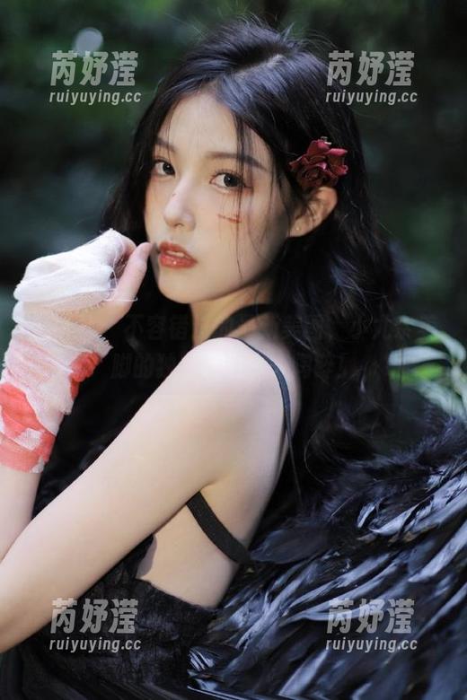魅妍社 - 不容错过的最新美图，小尤奈美脚的独特魅力令人陶醉！